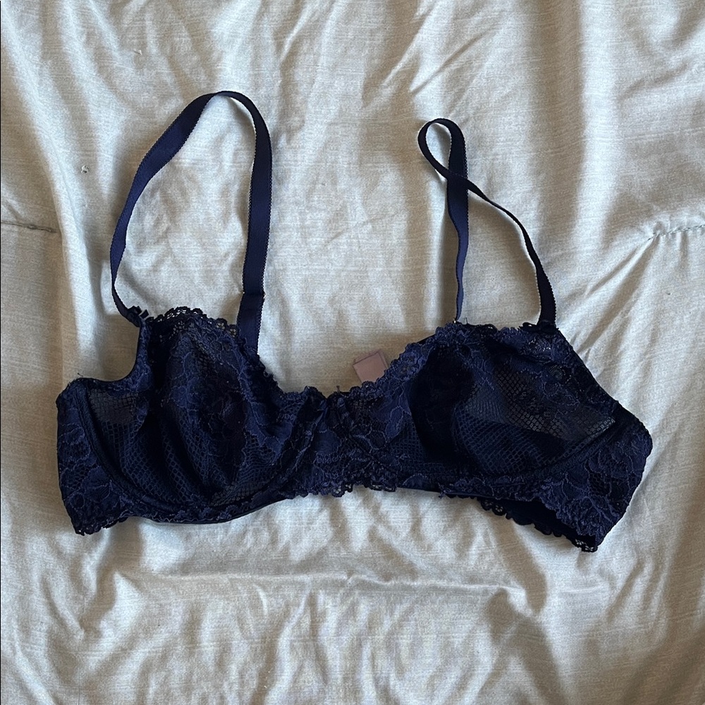 Delicate Navy Lace Underwire Bra - Women Intimates